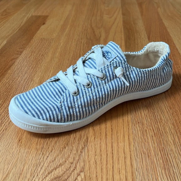 ROXY Blue and White Striped Sneaker - Picture 2 of 10